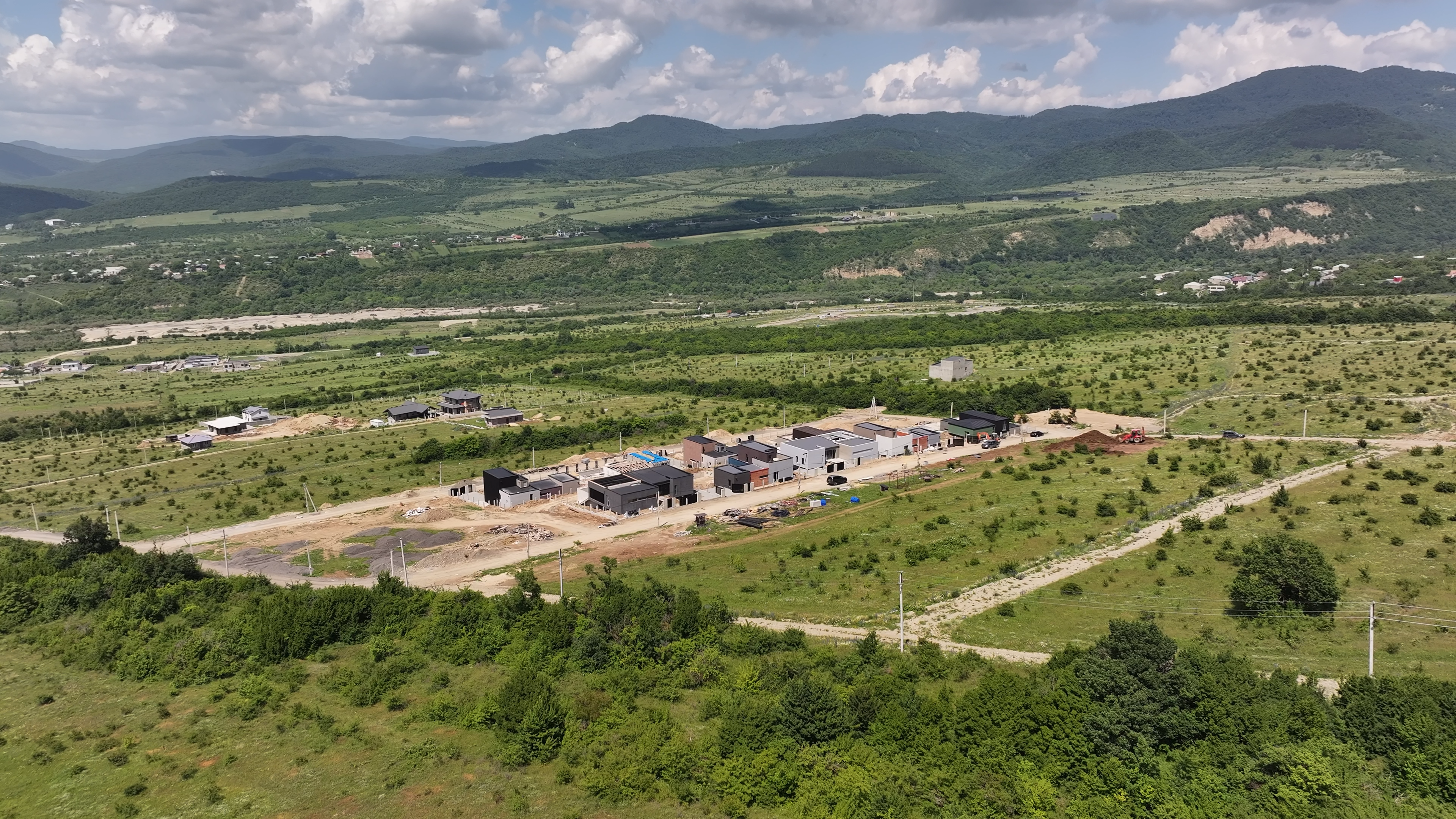 DJI_20240615142958_0132_D.00_04_47_45.Still001